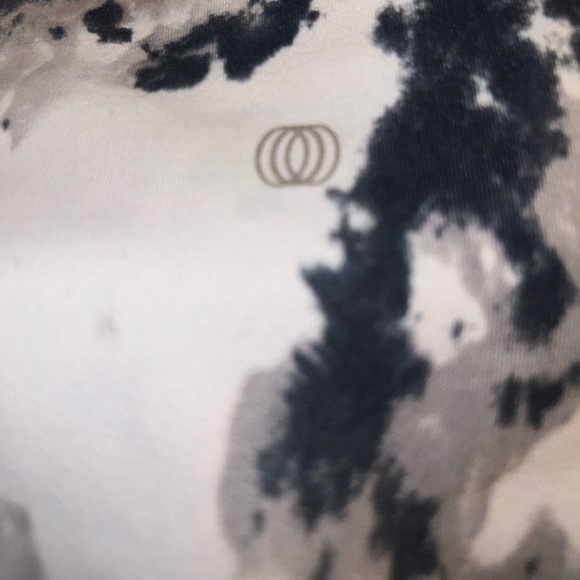 Black, white and grey camouflage full length leggings - Picture 2 of 3